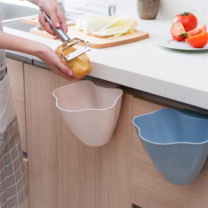 BowLift | Door Hanging Trash Can