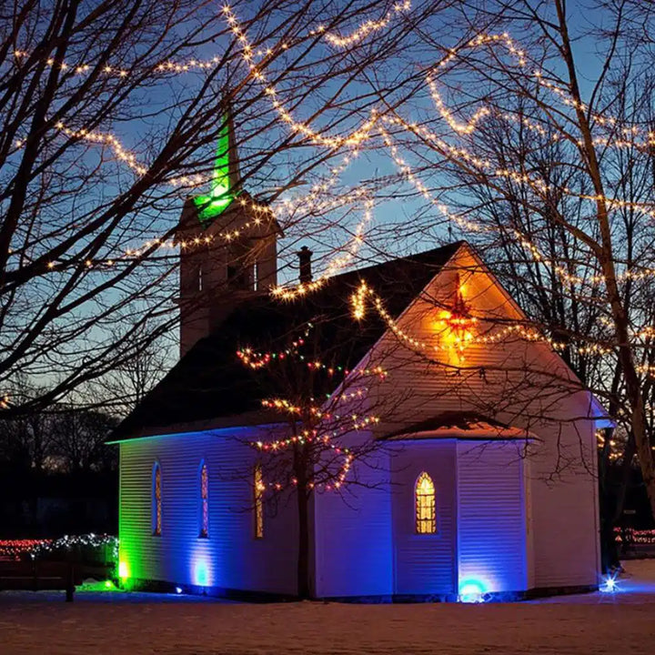 String lights with 30 balls – Charging via solar panel | Bowlift