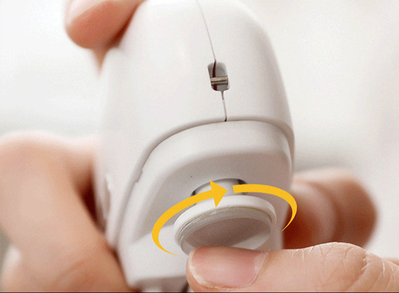 BowLift | LuxiNail Automated Nail Clippers | Automatic, polished tool for a perfect manicure
