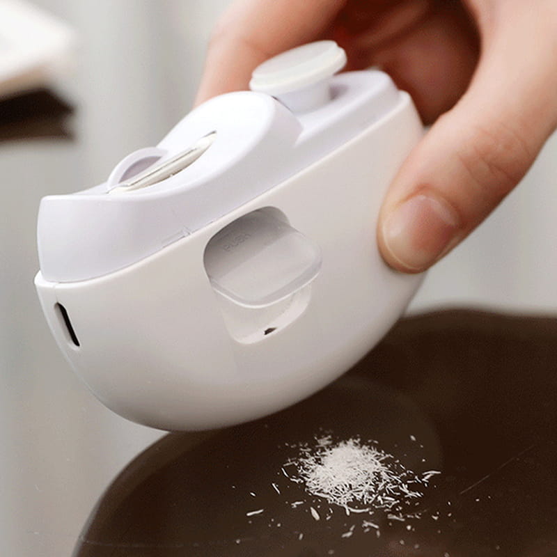 BowLift | LuxiNail Automated Nail Clippers | Automatic, polished tool for a perfect manicure