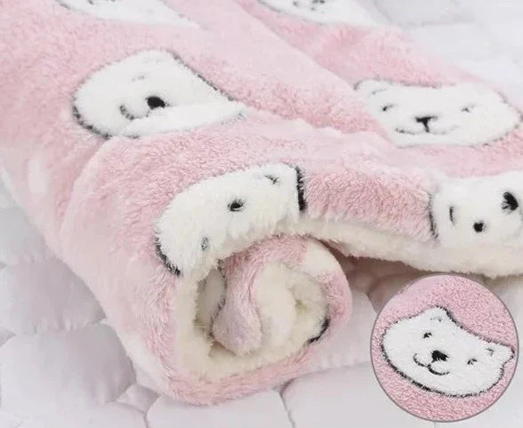 BowLift | Ultra Soft Cat Blanket – Cozy Flannel Blanket with Cats, Hypoallergenic and Machine Washable, Perfect for All Cats