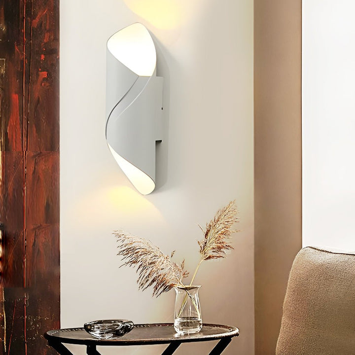 BowLift | Elegant Wall Light | Stainless Steel Aluminum