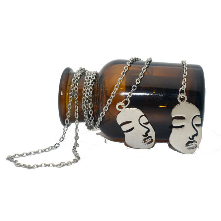 Artistic Face Pendant Necklace Bowlift