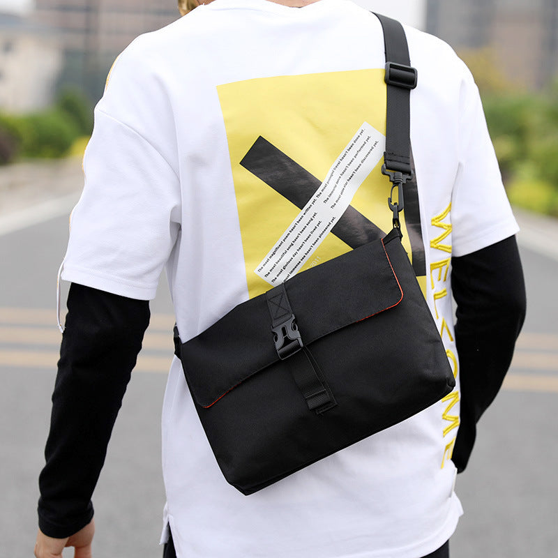 Multi-Functional Messenger Bag Bowlift