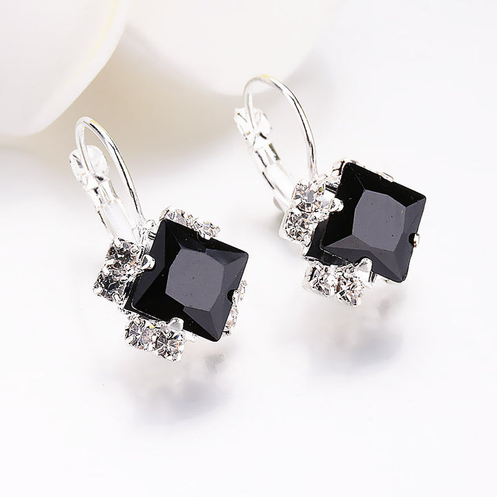 Elegant Vintage-Inspired Drop Earrings Bowlift