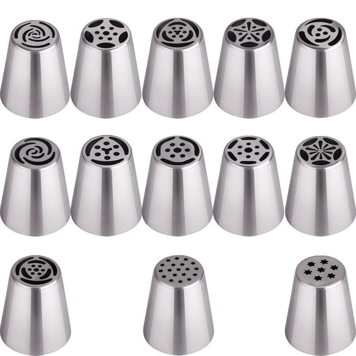 CakeLove - Flower-Shaped Frosting Nozzles | Bowlift
