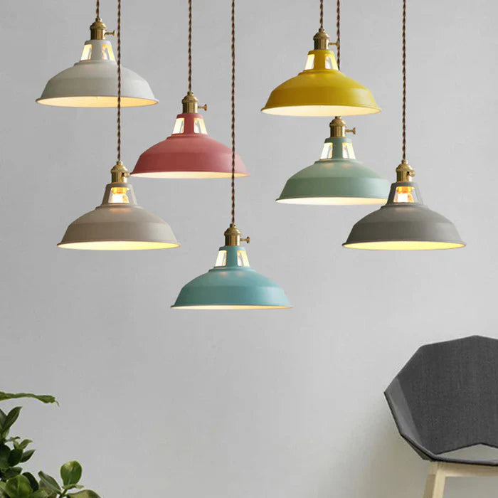 BowLift | Industrial Retro Hanging Lamp - IronGlow