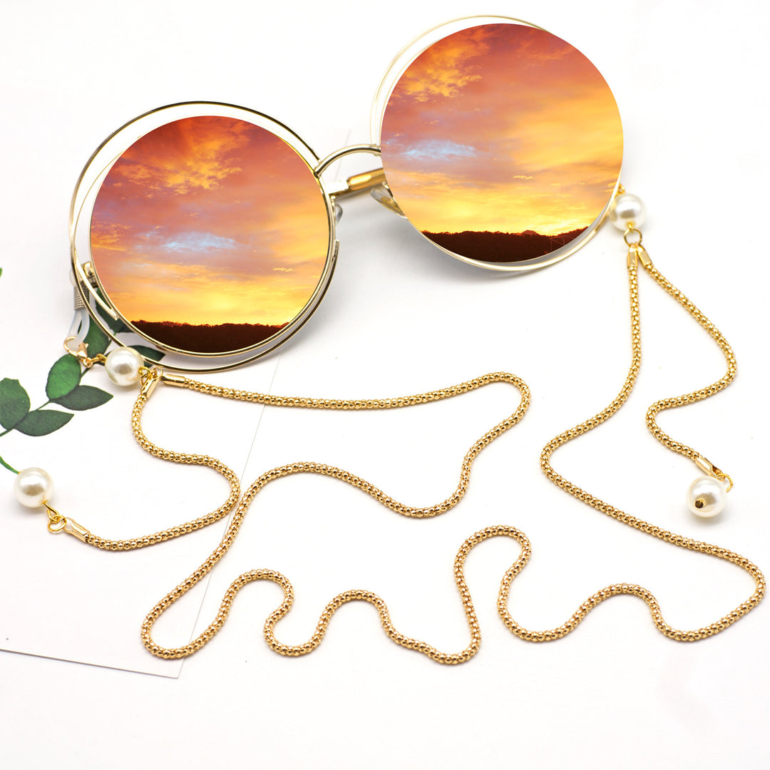 Elegant Multi-Strand Eyewear Chain Bowlift