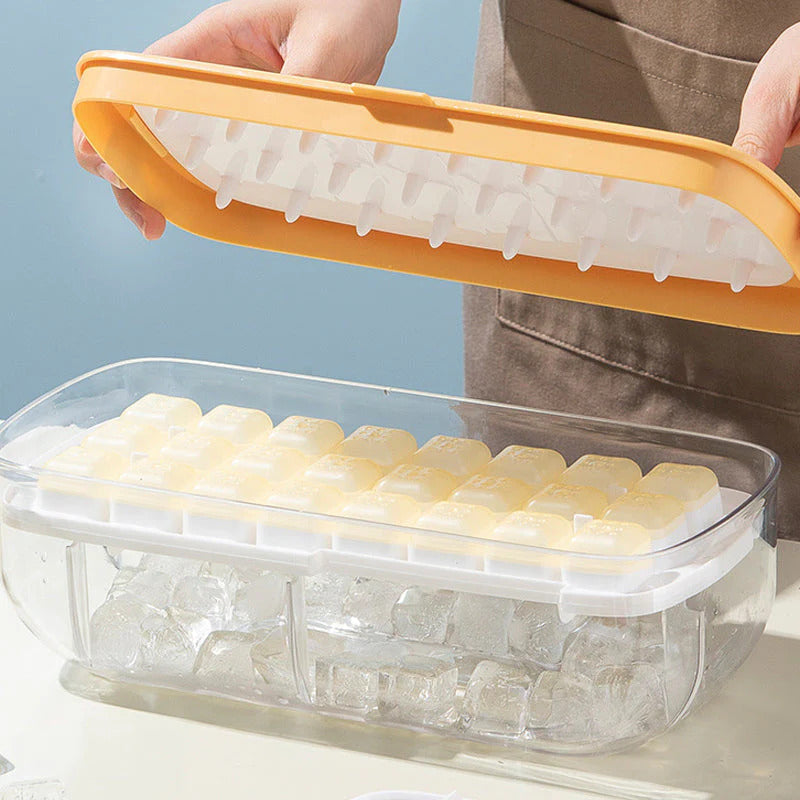CoolCatcher – Handy Ice Cube Maker with Collection Tray Bowlift