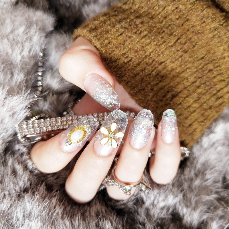 Glamorous Glittering Press-On Nail Set