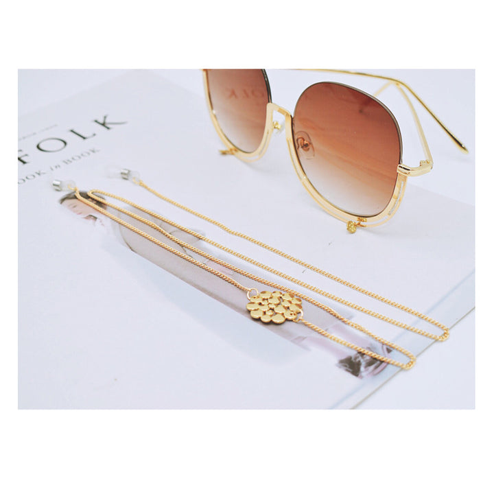 Elegant Layered Chain Eyewear Holder Bowlift