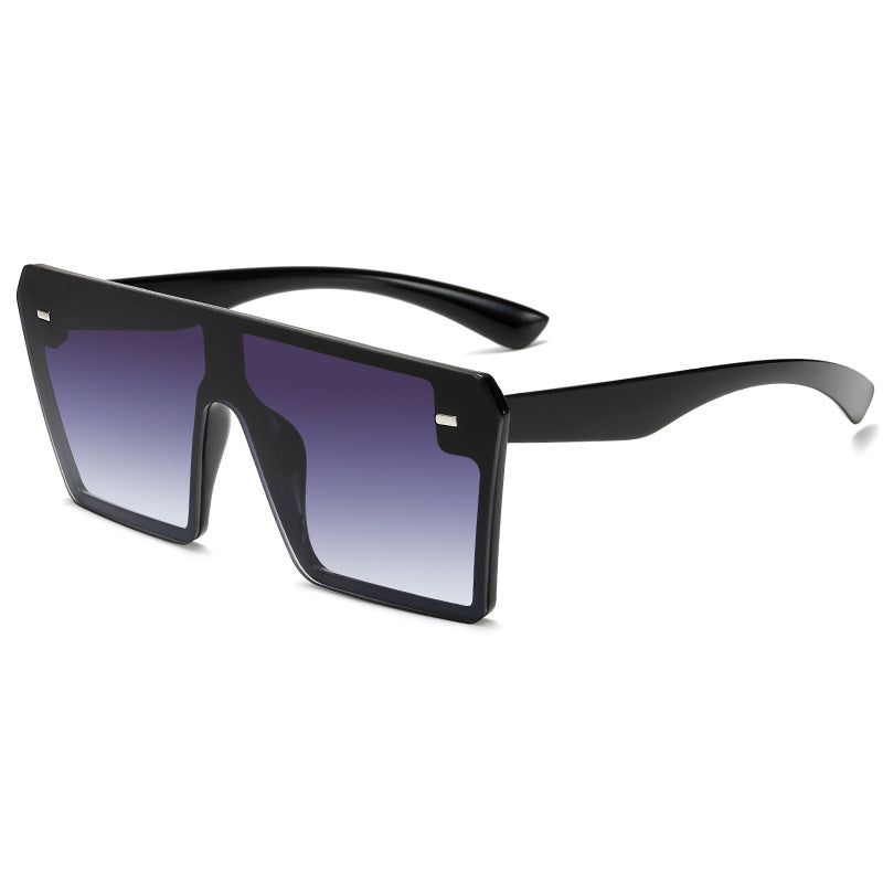 Women's Oversized Sunglasses in Futuristic Design Bowlift