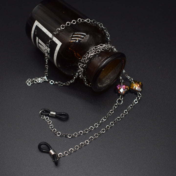Elegant Gemstone Accented Eyewear Chain Bowlift