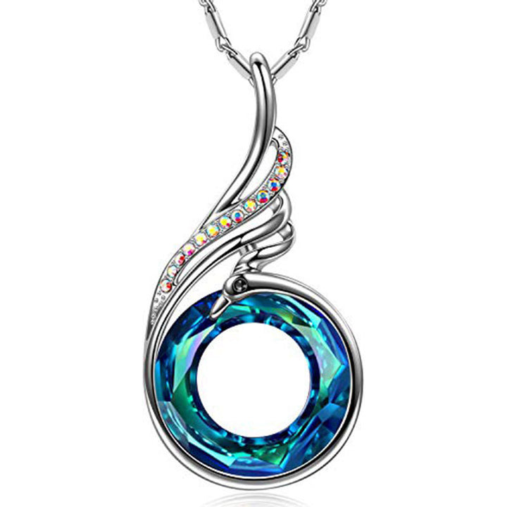 Luxurious Crystal-Embellished Pendant Necklace Bowlift