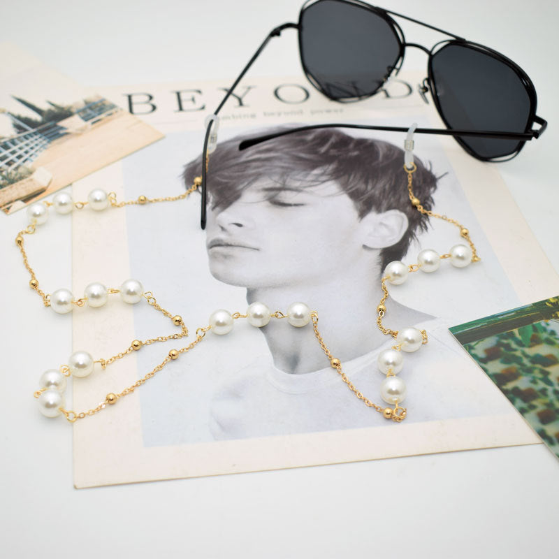 Elegant Pearl-Accented Eyewear Chain Bowlift 1786692160