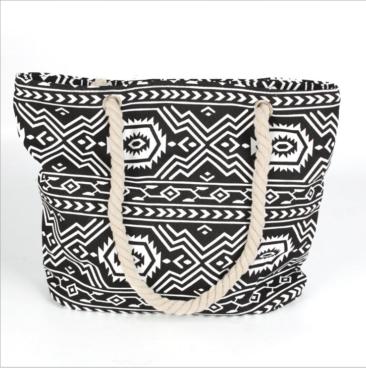 Beach bag with ethnic pattern Bowlift