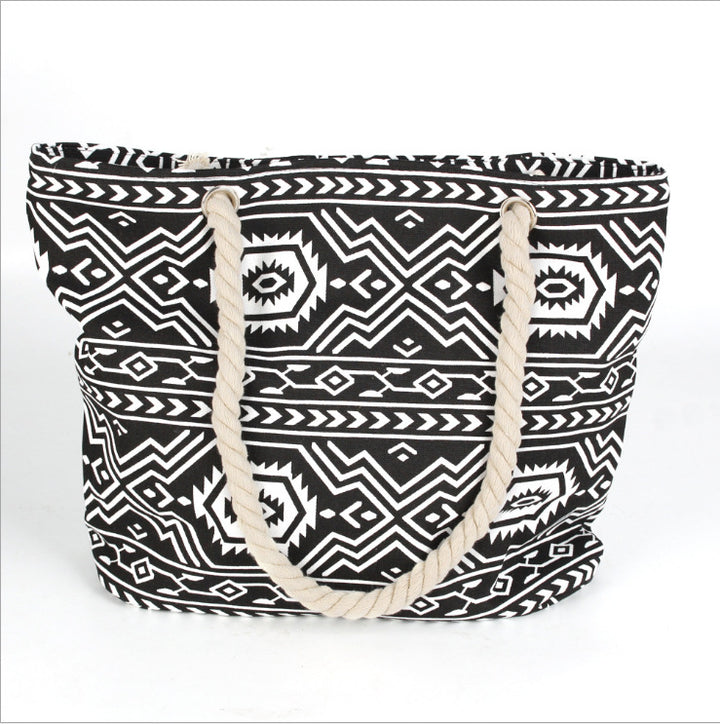Beach bag with ethnic pattern Bowlift