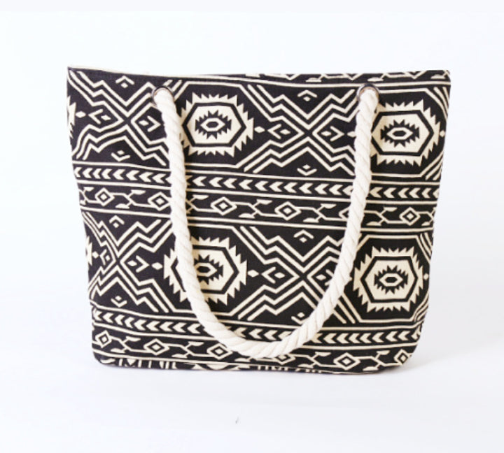 Beach bag with ethnic pattern Bowlift