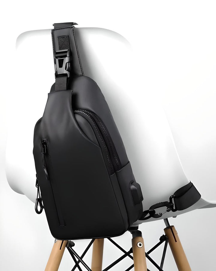 BowLift | AquaGuard Luxe Shoulder Bag | Waterproof and anti-theft design for a safe style