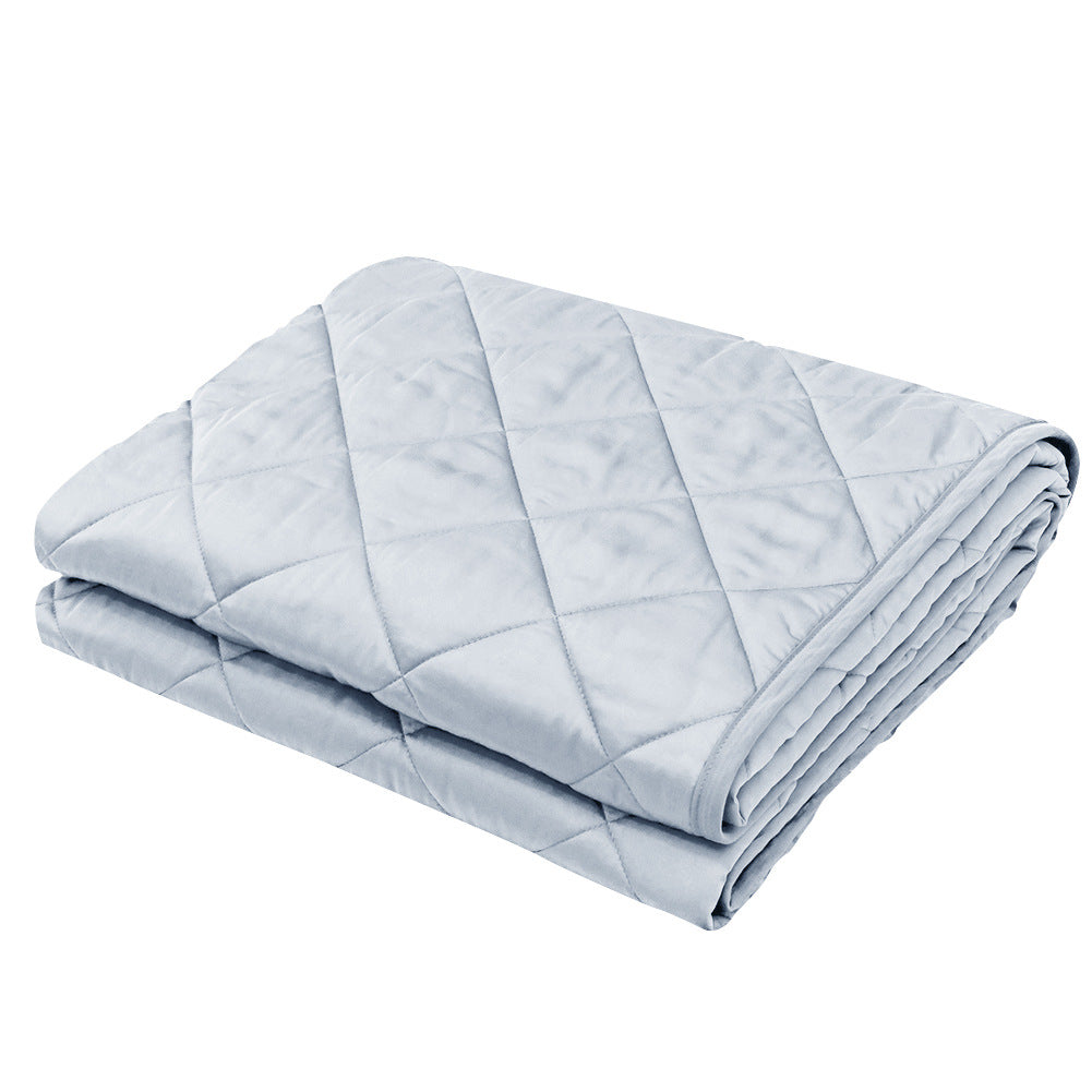 Reversible Quilted Blanket Bowlift
