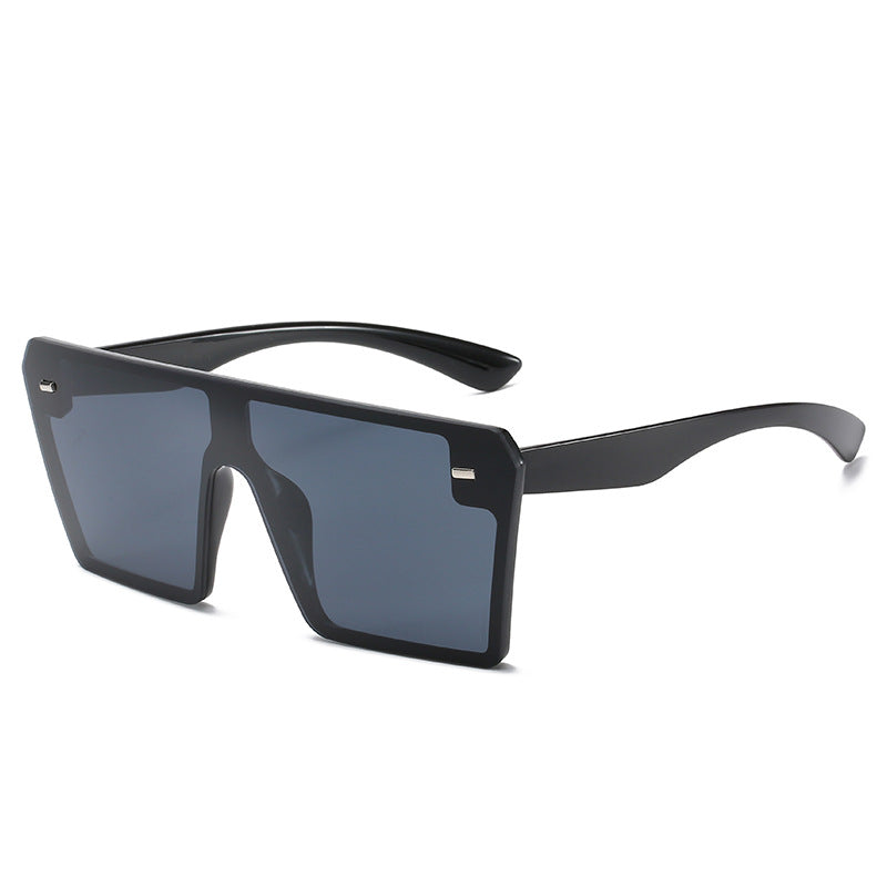 Women's Oversized Sunglasses in Futuristic Design Bowlift