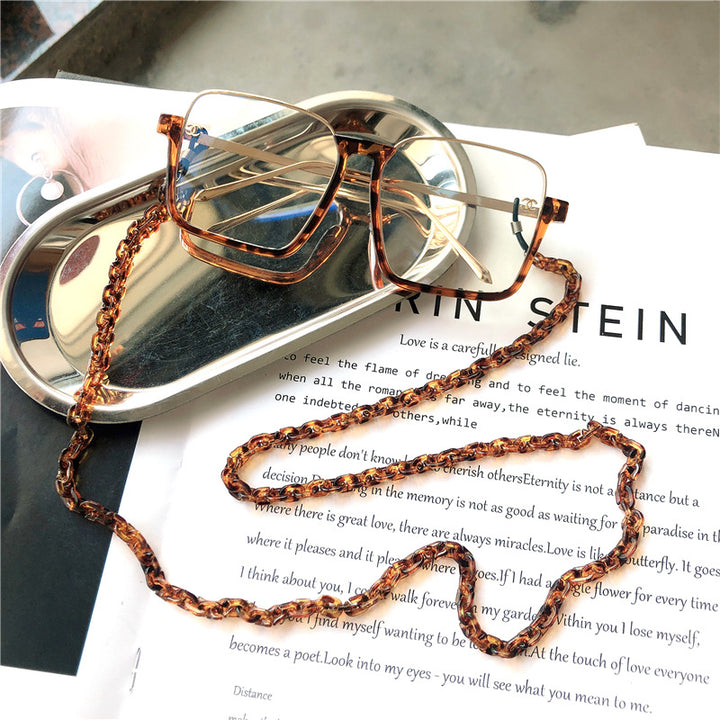Stylish Eyewear Retainer Chain Bowlift
