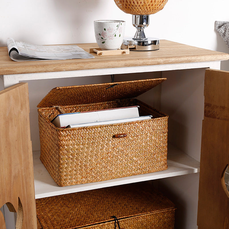 Unisex storage chest made of refined natural material Bowlift