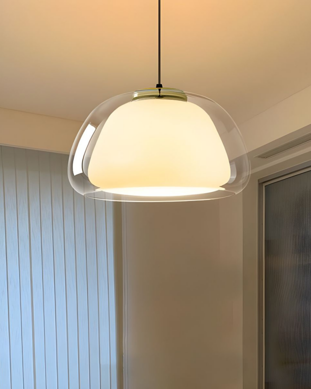 BowLift | Elegant Lamp in the Form of a Glass Dome with Crystal Accent