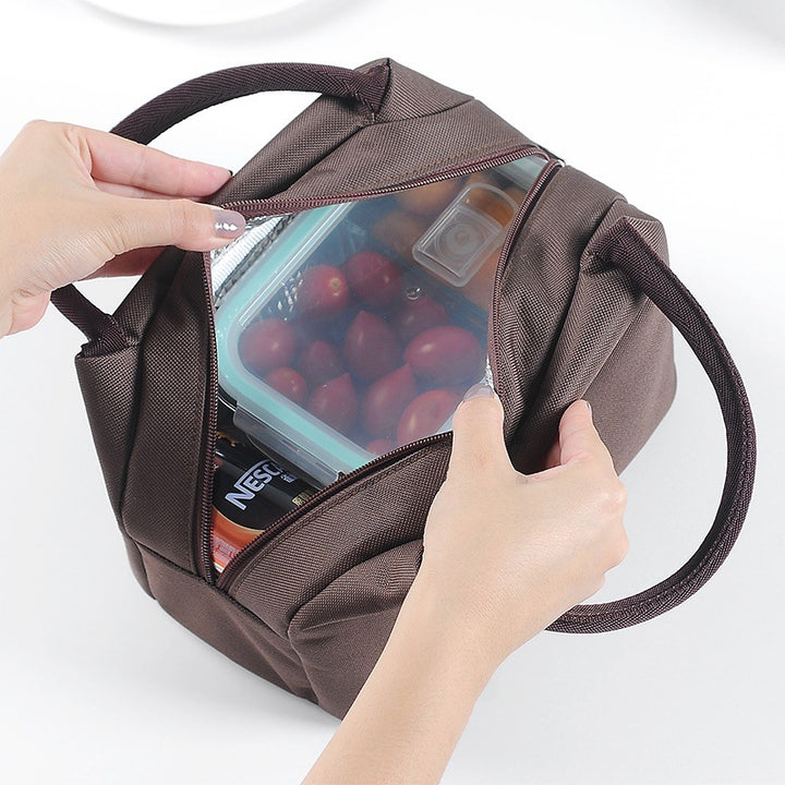 Cooler Bag With Insulating Properties And Practical Carry Handle Bowlift