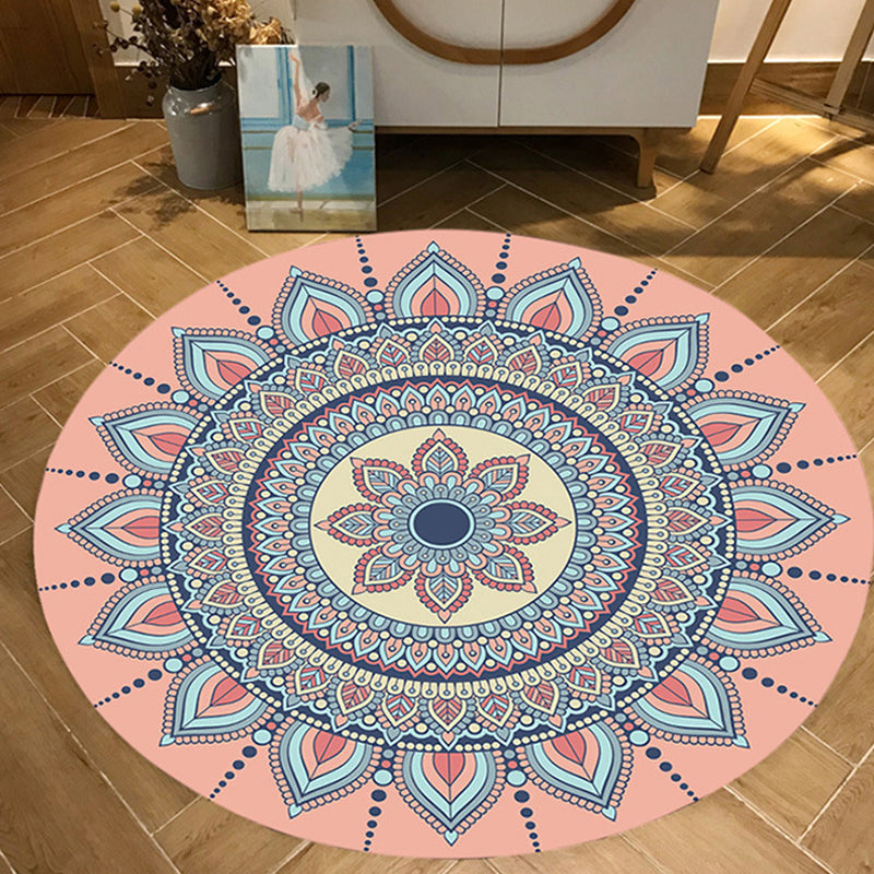 Moroccan floral patterned rug Multicolored polyester rug Washable pet-friendly non-slip rug for the living room | Bowlift