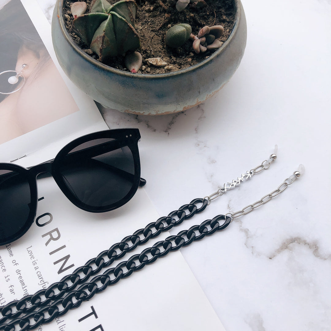 Chunky Metal Chain Eyewear Holder Bowlift