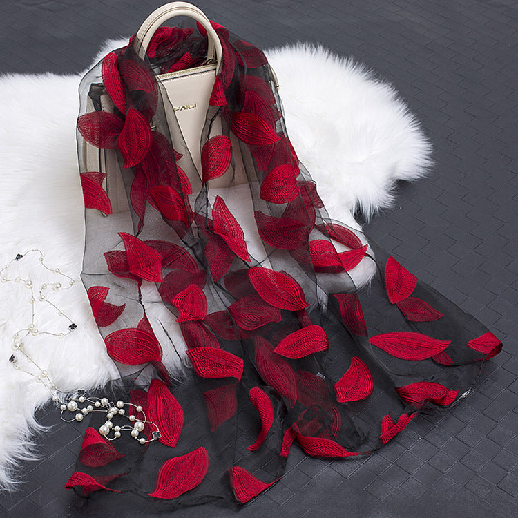 BowLift | Silk scarf with cut flowers hollow motif