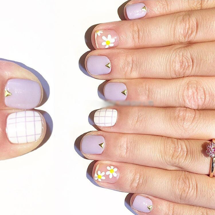 Glamorous Glittering Press-On Nail Set