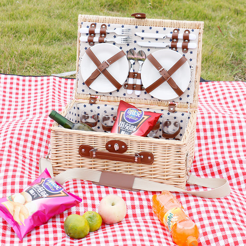 Ladies picnic basket with dish set and carrying shoulder strap Bowlift