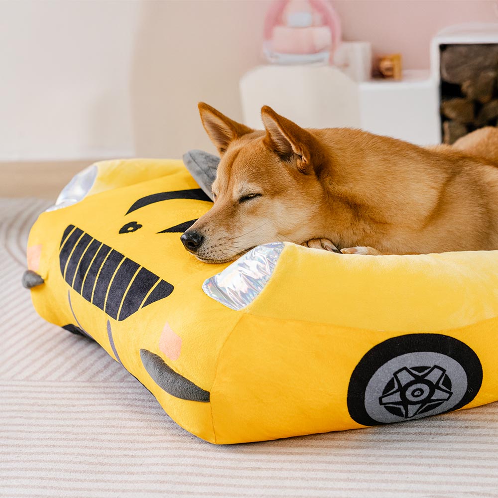 BowLift | FurElegance Classic Convertible Race Car Bed | Luxury bolster dog bed for stylish comfort and support