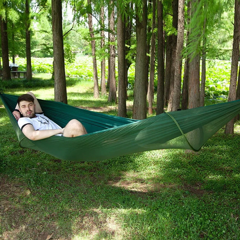 BowLift | Wearable Anti-Mosquito Hammock