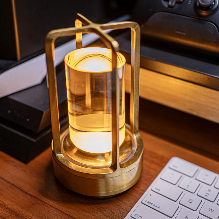 BowLift | Klara Crystal Table Lamp with Touch Panel and USB Connection