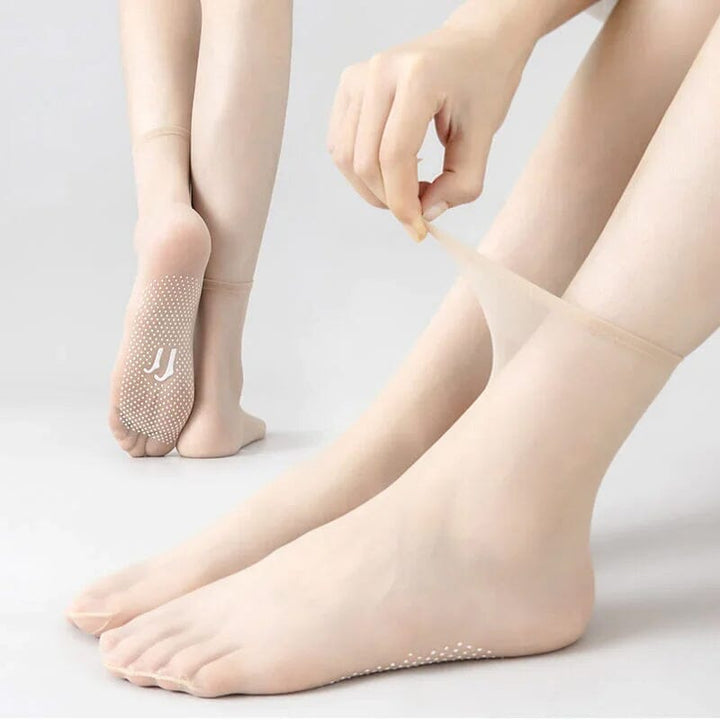 Invisible, Non-slip Crystal Silk Socks | Bowlift