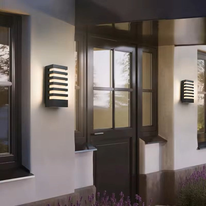 BowLift | LumaEdge | LED Wall Light – Weatherproof