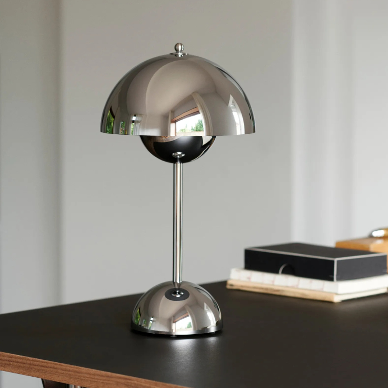 BowLift | LuxeAura Design Lamp | Scandinavian Lamp for a Refined Ambiance