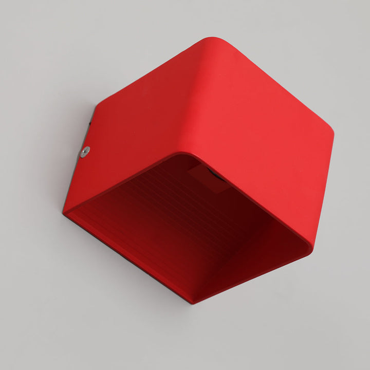 BowLift | OrrSquare – Modern square wall lamp for stylish lighting
