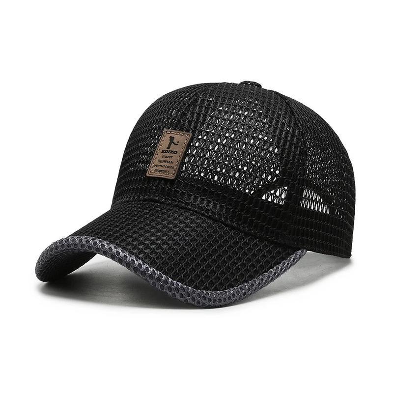 Casual baseball cap in the summer outdoors Bowlift
