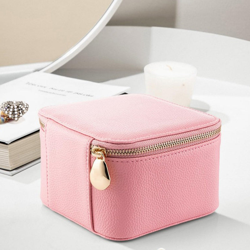 Leather jewelry box for travel | Bowlift