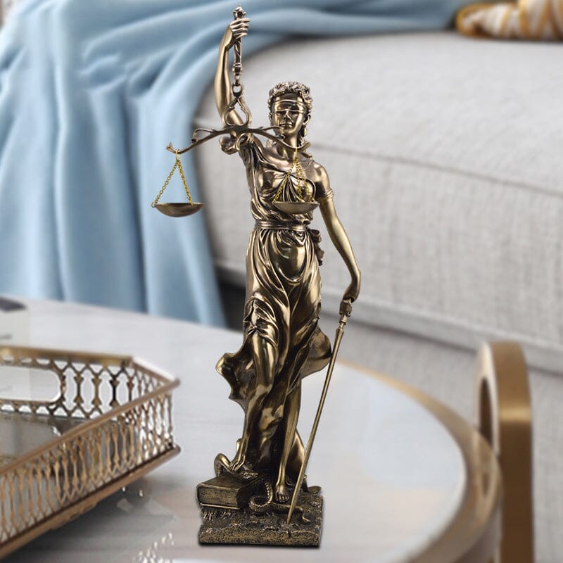 BowLift | Decoration statue of the goddess of justice
