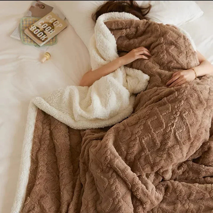 BowLift | Thick Winter Lambswool Blanket - WarmWool