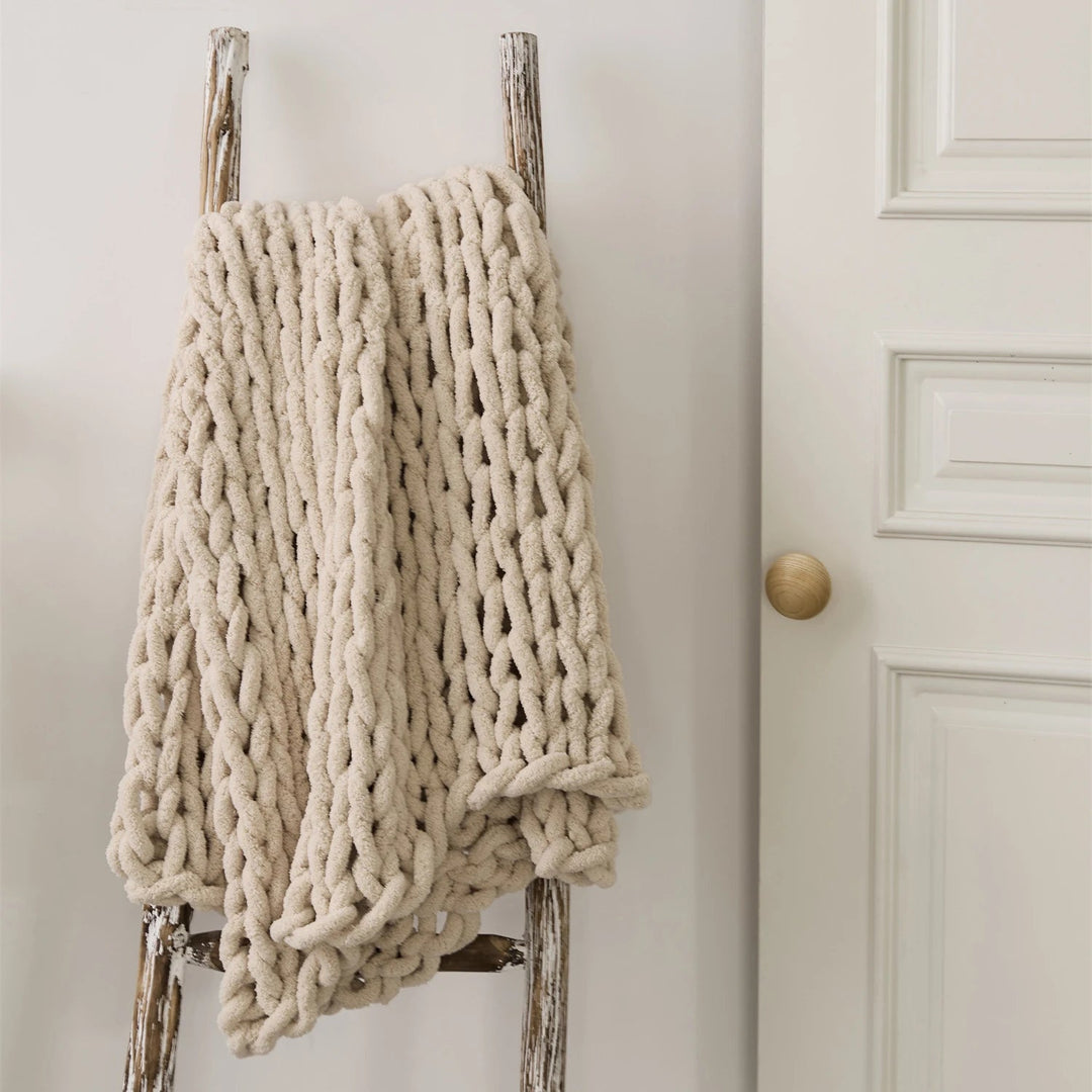 BowLift | Cozy Chenille Chunky Knit Blanket Throw
