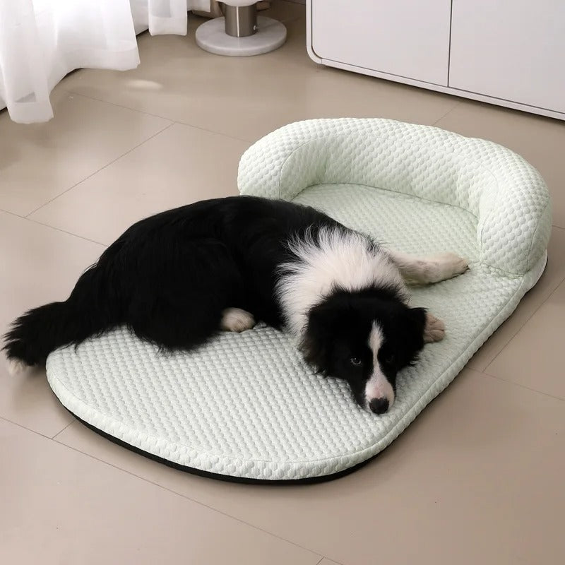 Cooling mat for pets with silk cover | Bowlift