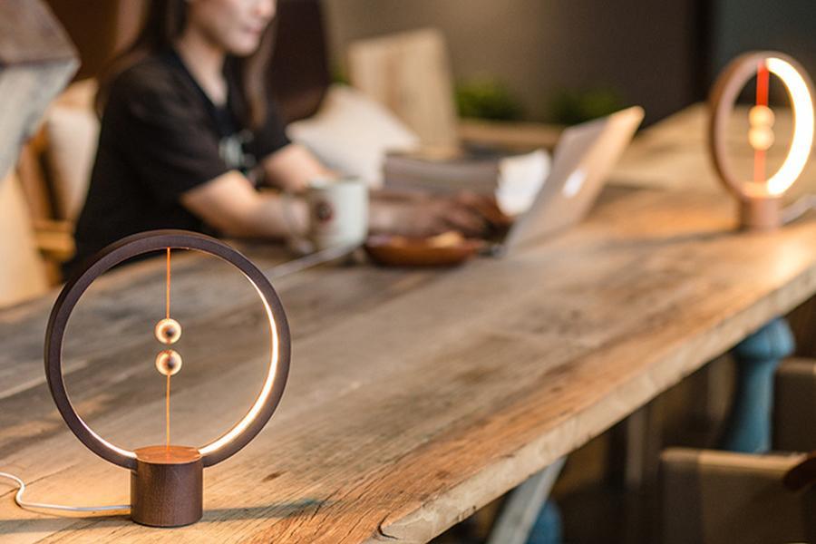 Tao - Modern Nordic Magnetic Balance LED Lamp | Bowlift