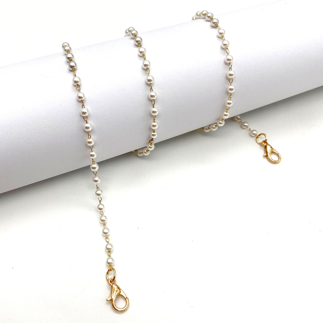 Beaded Eyewear Chain Bowlift