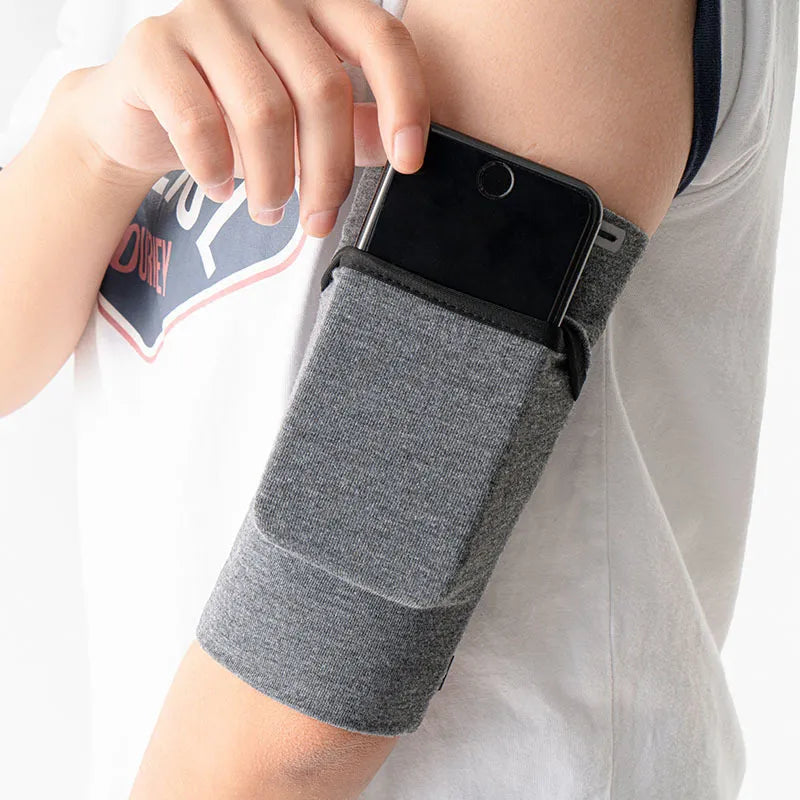 BowLift | Adjustable Running Phone Holder with Earbud Compartment – Suitable for Arm Circumference of 26-42 cm, Compatible with iPhone and Galaxy